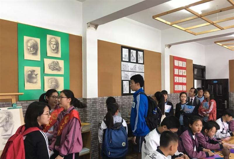 三中三澳門，探索與解析，三中三澳門，深度探索與解析