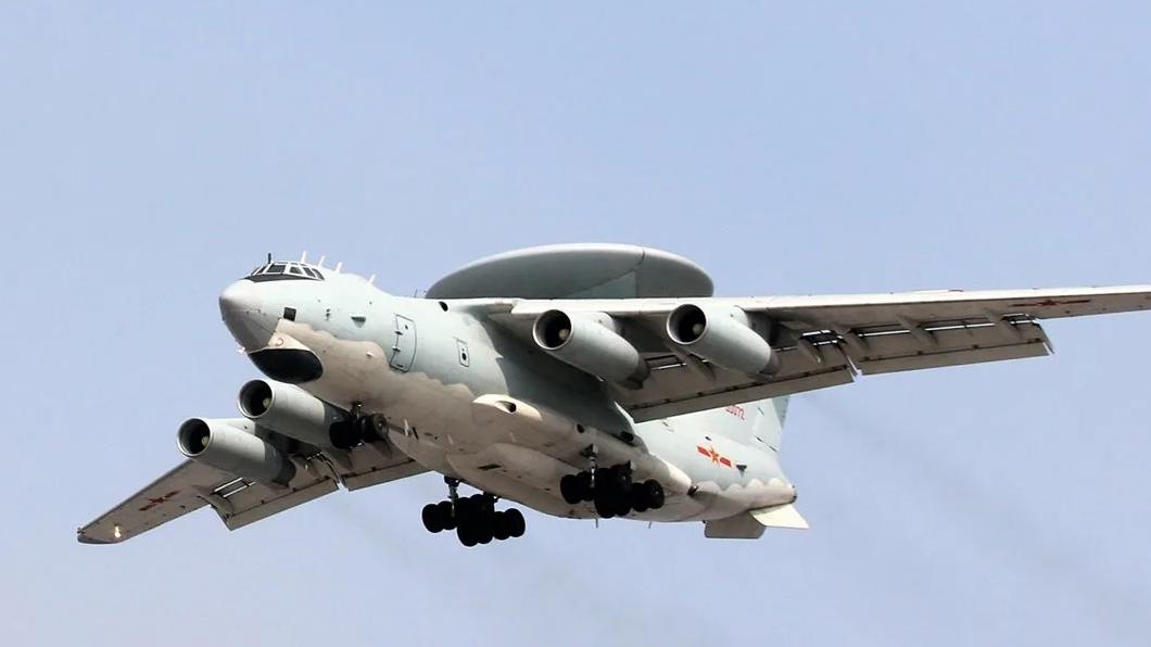 空警預(yù)警機(jī)2000，技術(shù)前沿的空中衛(wèi)士，技術(shù)前沿的空中衛(wèi)士——空警預(yù)警機(jī)2000