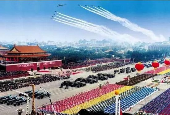 慶祝祖國(guó)輝煌，50周年國(guó)慶大閱兵高清完整版回顧，慶祝祖國(guó)輝煌，國(guó)慶大閱兵高清完整版回顧，共襄五十周年慶典盛況