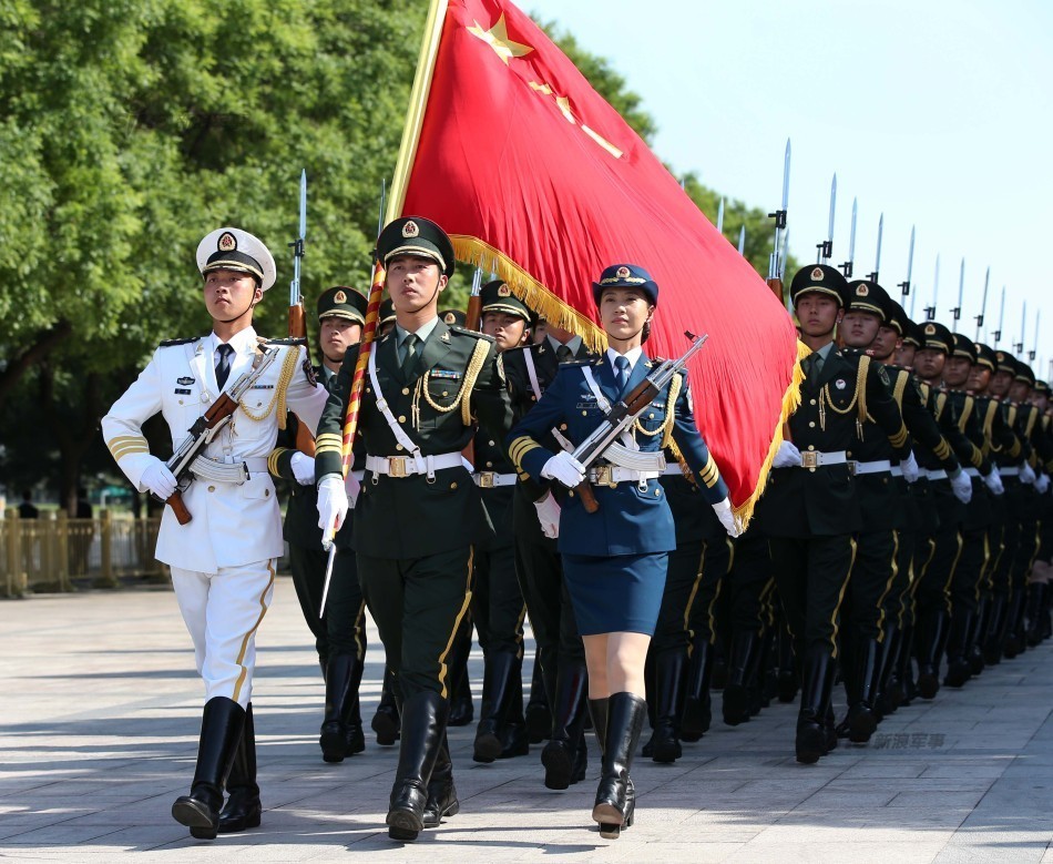 檢閱女兵儀仗隊(duì)，榮耀與力量的展現(xiàn)，檢閱女兵儀仗隊(duì)，榮耀與力量的璀璨瞬間