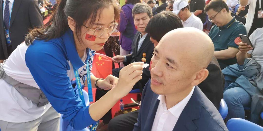 國慶閱兵視頻2019，回顧盛況，完整視頻再現(xiàn)輝煌，2019國慶閱兵回顧，盛況再現(xiàn)，輝煌視頻展現(xiàn)