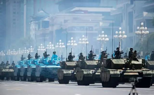 新軍事變革，軍事發(fā)展的必然結(jié)果，新軍事變革，軍事發(fā)展的必然趨勢(shì)