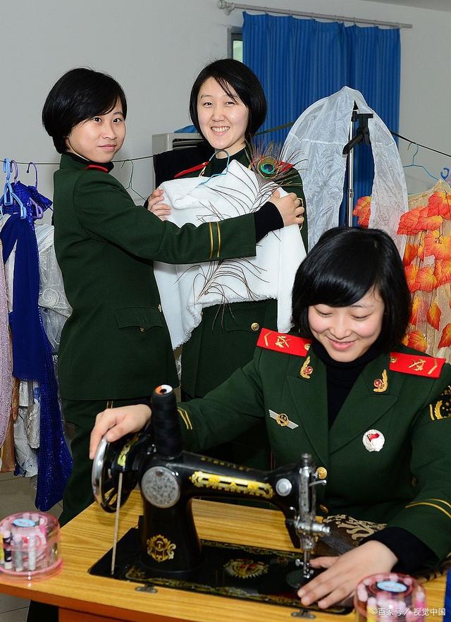 女兵背后的家庭，探尋她們的成長與力量源泉，女兵背后的家庭，成長與力量之源的探尋