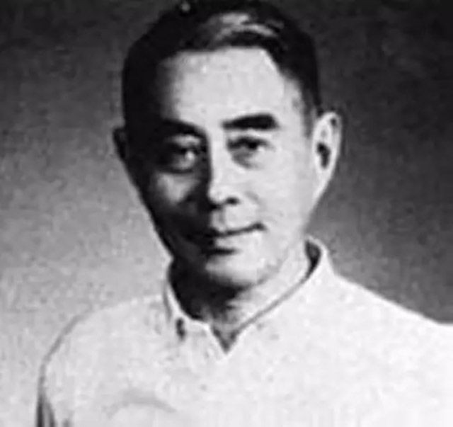鄧稼先，中國(guó)核事業(yè)的先驅(qū)之父，鄧稼先，中國(guó)核事業(yè)先驅(qū)之父的傳奇人生