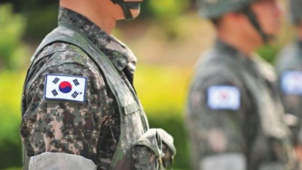韓國(guó)服兵役是否可怕？探究真相與誤解，韓國(guó)服兵役真相探究，揭示事實(shí)與誤解的真相
