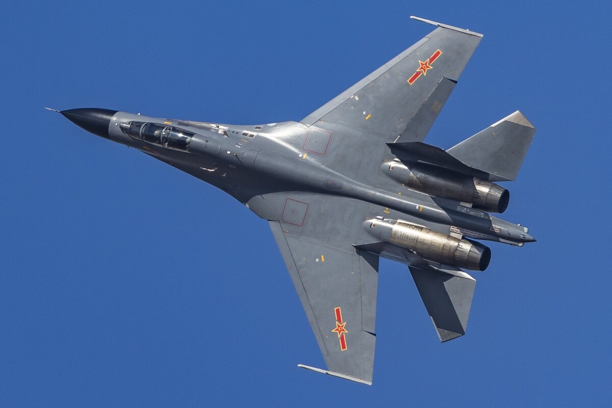 殲-11戰(zhàn)斗機深度解析資料，殲-11戰(zhàn)斗機深度解析與性能探討
