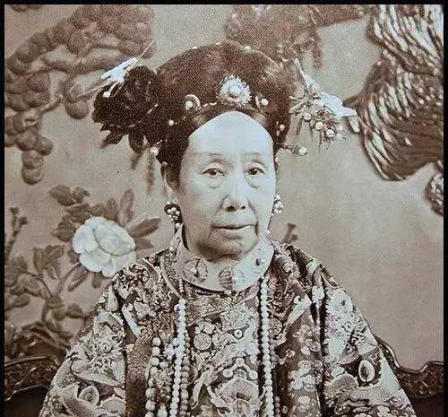 揭秘劉伯溫精準(zhǔn)一肖的神秘面紗，劉伯溫精準(zhǔn)預(yù)測(cè)生肖之謎揭秘
