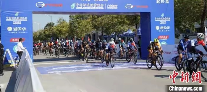 澳門(mén)管家婆與百年中澳關(guān)系，深度解析與探討，澳門(mén)管家婆與百年中澳關(guān)系深度探討解析