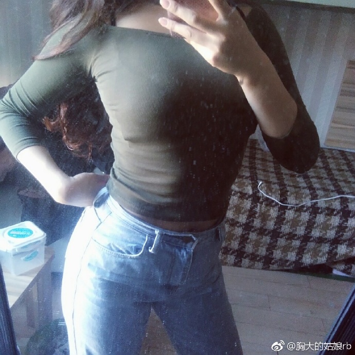 胸大的姑娘，探索美的新視角，胸大的姑娘視角下的美麗新探索