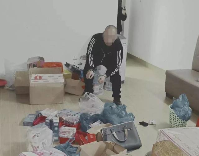 關(guān)于賣淫行為對(duì)艾滋病風(fēng)險(xiǎn)的誤解與解析，賣淫行為與艾滋病風(fēng)險(xiǎn)的誤解及解析探究