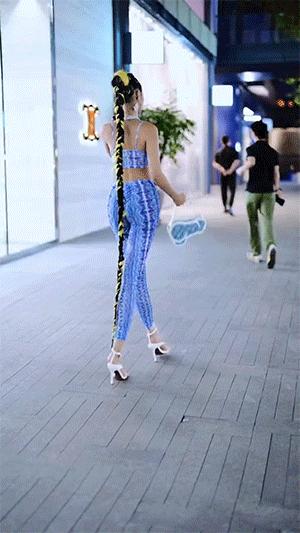 姐姐，不可以這么做，姐姐，請(qǐng)勿如此行事