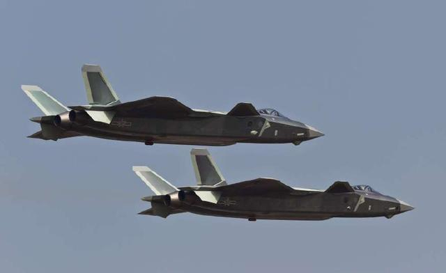 殲-20飛行速度，揭秘中國(guó)新一代隱身戰(zhàn)斗機(jī)的速度與性能，揭秘殲-20隱身戰(zhàn)斗機(jī)的速度與性能，中國(guó)新一代戰(zhàn)斗機(jī)的飛行速度探索