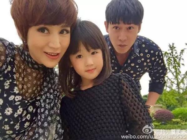 鮑蕾個人資料出生日期詳解，鮑蕾個人資料揭秘，出生日期詳解