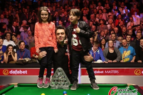 澳門最快開獎現(xiàn)場直播，實(shí)時體驗(yàn)與獨(dú)家解讀，澳門開獎直播，現(xiàn)場速遞、實(shí)時體驗(yàn)與獨(dú)家解讀