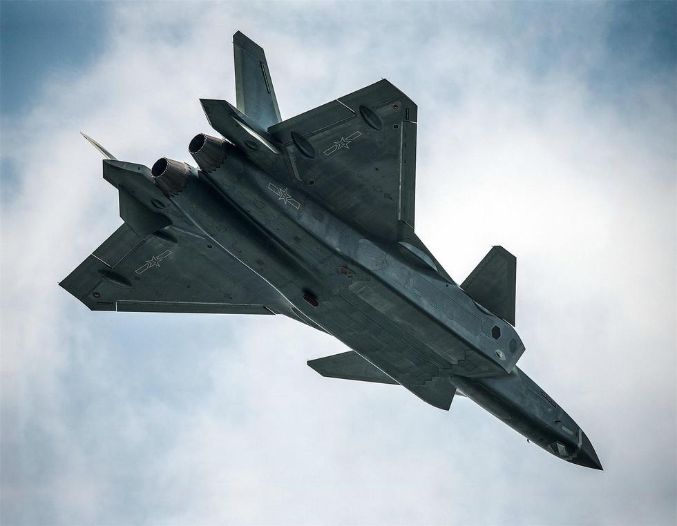 殲20戰(zhàn)斗機(jī)圖片高清，探索中國(guó)新一代空中霸主的無(wú)盡魅力，中國(guó)新一代空中霸主殲20戰(zhàn)斗機(jī)的無(wú)盡魅力與高清圖片探索