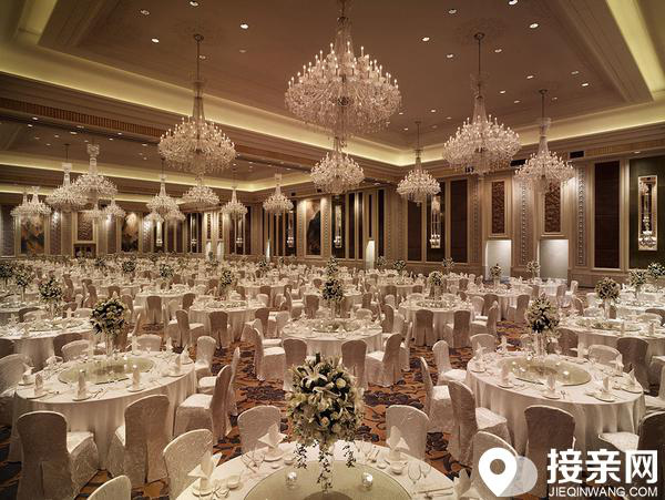 網(wǎng)上預(yù)訂婚宴酒店，輕松策劃完美婚宴，網(wǎng)上預(yù)訂婚宴酒店，輕松策劃浪漫婚宴盛典