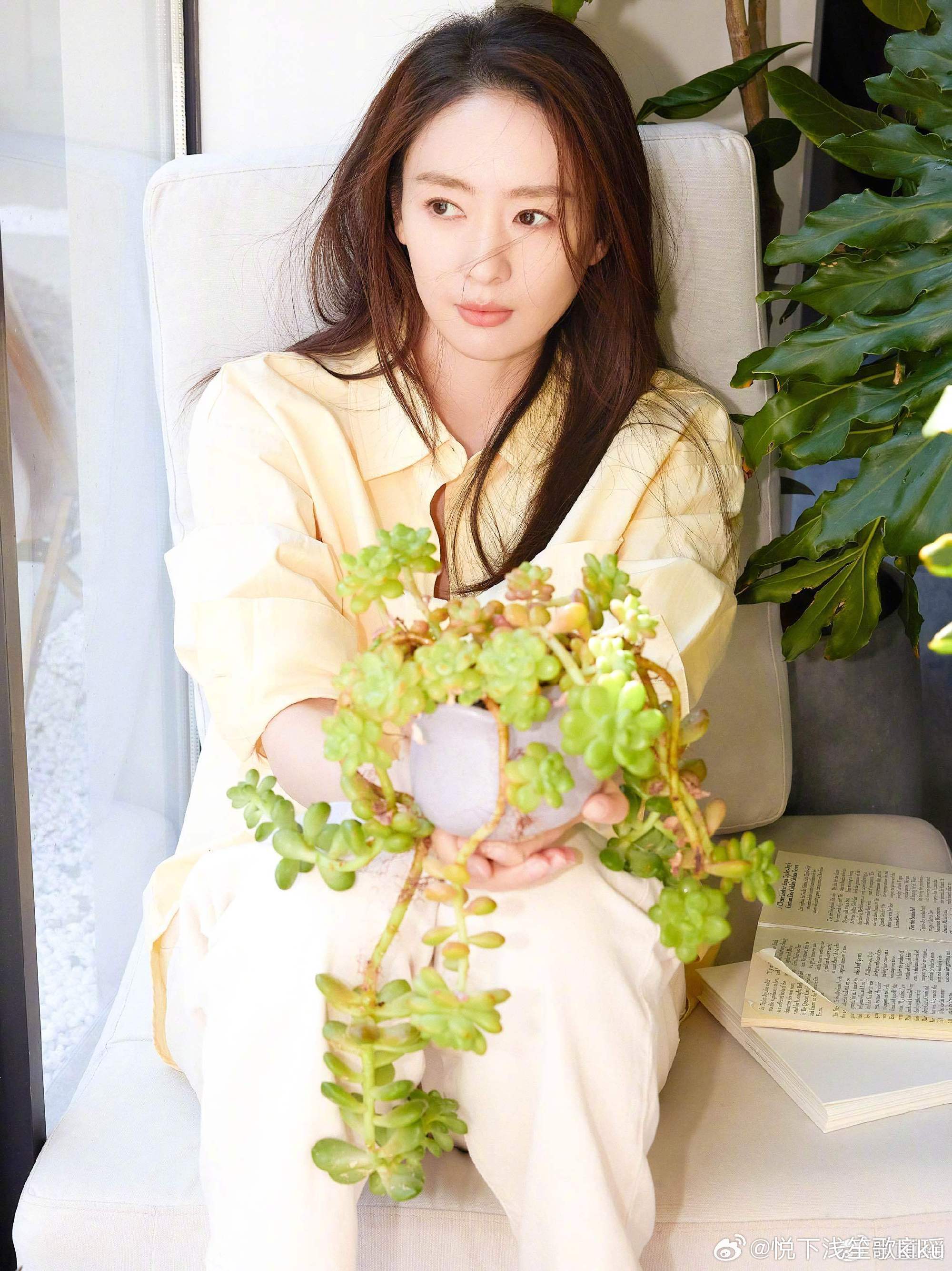 童瑤演的全部作品，一位才華橫溢的演員的輝煌歷程，童瑤的演藝之路，才華橫溢的演員輝煌歷程與作品回顧