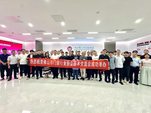 奧門王中王一肖一特一中，揭秘背后的秘密，揭秘澳門王中王背后的秘密，生肖與特碼真相探索