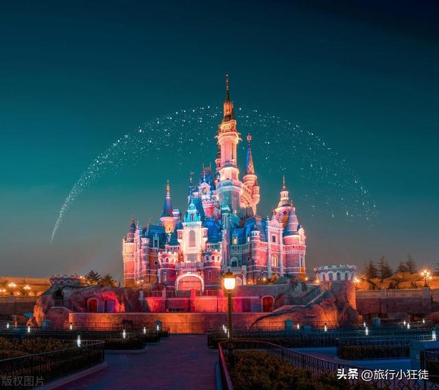 上海旅游景點(diǎn)推薦，探索中國(guó)的繁華都市之美，上海旅游指南，探索繁華都市之美景點(diǎn)推薦