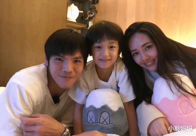 郭碧婷三胎官宣，幸福家庭的喜悅與期待，郭碧婷三胎官宣，家庭迎來(lái)新喜悅與期待