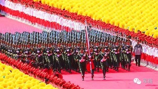 國慶閱兵是每年一次嗎？——深度解析與探討，深度解析與探討，國慶閱兵是否為每年例行活動？