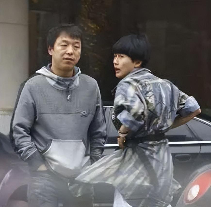 黃渤老婆的個(gè)人資料，揭秘背后的神秘面紗，黃渤老婆神秘面紗揭秘，個(gè)人資料顯示其非凡魅力