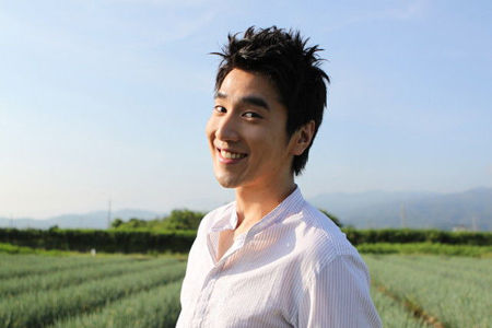 趙又廷簡介——才華橫溢的影視新星，趙又廷，才華橫溢的影視新星崛起之路