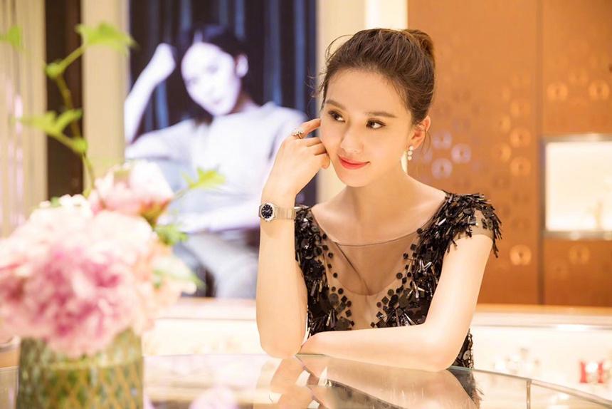 明星八卦大爆料最新視頻，揭秘娛樂圈熱門話題與神秘事件，明星八卦揭秘，最新視頻曝光，娛樂圈熱門話題與神秘事件一網(wǎng)打盡