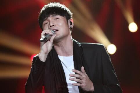 李榮浩個(gè)人資料簡(jiǎn)介及年齡，李榮浩個(gè)人資料簡(jiǎn)介，年齡揭秘