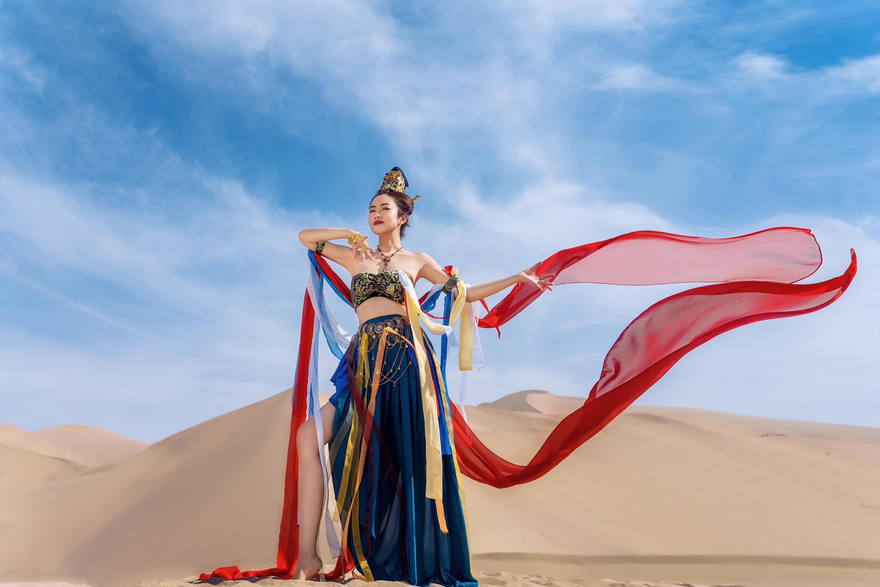 鳴沙山月牙泉門票攻略，探索沙漠中的綠洲之美，鳴沙山月牙泉門票攻略，沙漠綠洲探險之旅