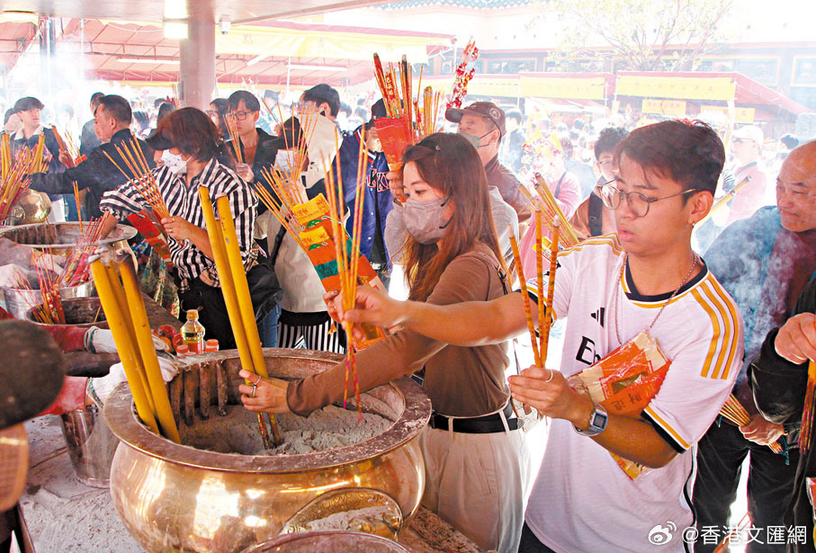 黃大仙王中王一肖中特，神秘預(yù)測(cè)與SEO解讀，黃大仙王中王一肖中特，神秘預(yù)測(cè)與SEO解讀揭秘