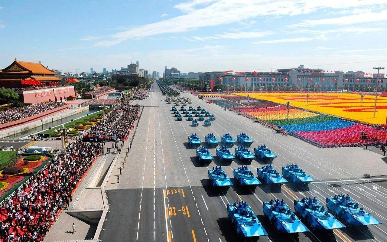 國慶閱兵，傳統(tǒng)與榮耀的展示，多少年舉辦一次？，國慶閱兵，傳統(tǒng)與榮耀的盛典——閱兵儀式舉辦周期揭秘