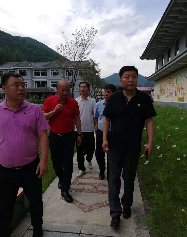 煙臺(tái)最著名的三個(gè)景點(diǎn)，探尋仙境之美，煙臺(tái)三大名勝景點(diǎn)探秘，仙境之美