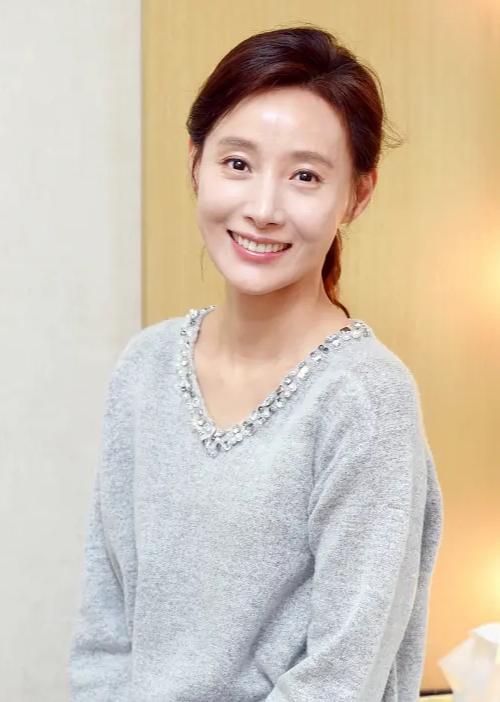 韓國女演員去世，緬懷與反思，韓國女演員離世，緬懷與反思演藝圈之痛