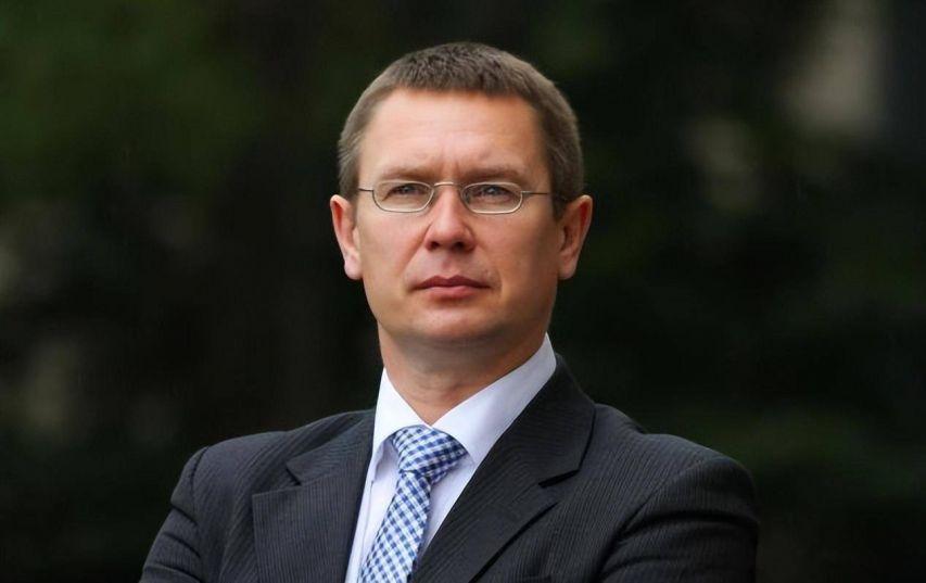 揭秘，37歲成為海軍總司令的傳奇人物，揭秘傳奇人物，海軍總司令的非凡之路——37歲的榮耀之巔