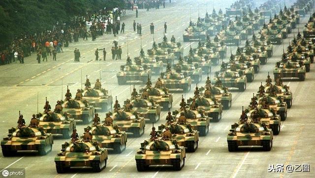 重溫輝煌瞬間，1999年國慶閱兵全程高清回放，重溫輝煌瞬間，1999年國慶閱兵高清回放全程回顧