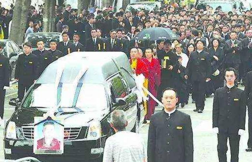 澳門天天六開彩正版澳門，探索彩票世界的魅力與奧秘，澳門天天六開彩正版探索彩票世界的魅力與奧秘之旅