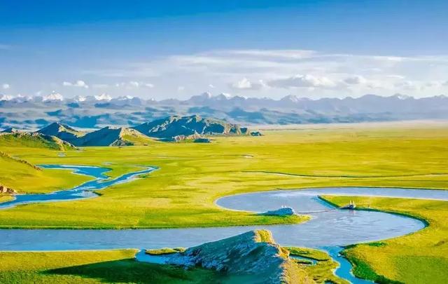 六月國(guó)內(nèi)旅游最佳地方——追尋夏日的綠意與生機(jī)，六月國(guó)內(nèi)旅游最佳目的地，探尋夏日綠意與生機(jī)