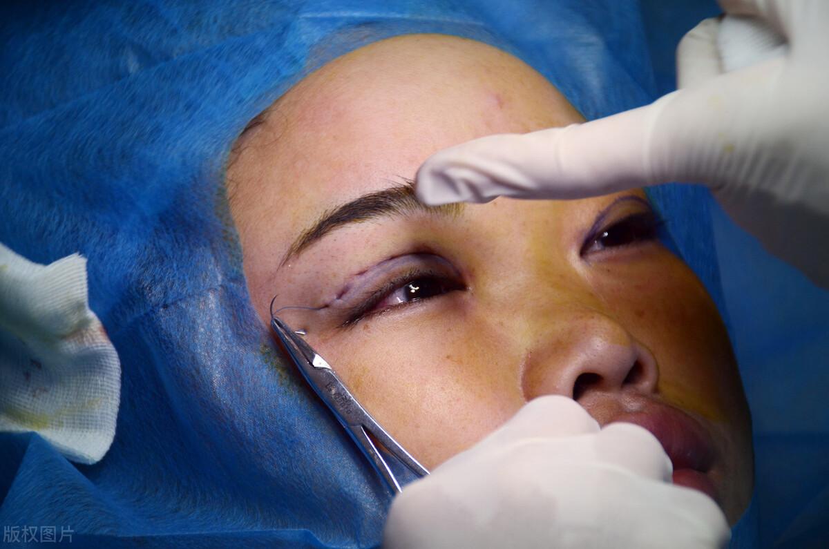 新生兒熬過幾個月好帶，揭秘寶寶成長初期的關(guān)鍵階段，揭秘寶寶成長初期關(guān)鍵階段，新生兒熬過哪幾個月后更好帶？