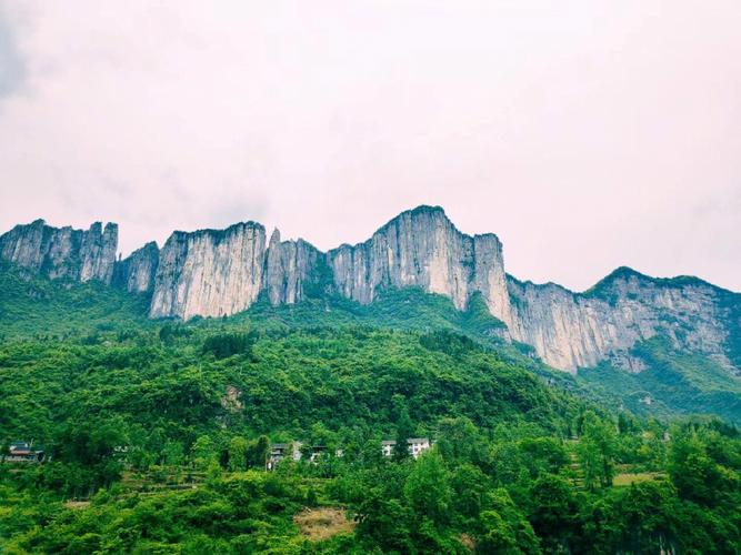 湖北恩施大峽谷，自然奇觀的壯麗之美，湖北恩施大峽谷，自然奇觀的壯麗震撼之美