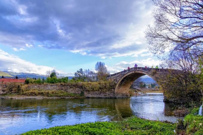 大理最好玩的10個(gè)景點(diǎn)——探索云南的魅力之地，大理必游十大景點(diǎn)——探尋云南魅力之旅