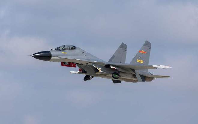 殲十C對(duì)抗泰國鷹獅結(jié)果分析，中國戰(zhàn)斗機(jī)的優(yōu)勢與挑戰(zhàn)，殲十C對(duì)抗泰國鷹獅結(jié)果解讀，中國戰(zhàn)斗機(jī)的優(yōu)勢與挑戰(zhàn)分析