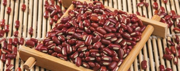 紅豆與赤小豆的區(qū)別，深入了解兩種豆類的獨特特點，紅豆與赤小豆，深入解析兩者獨特特點與區(qū)別