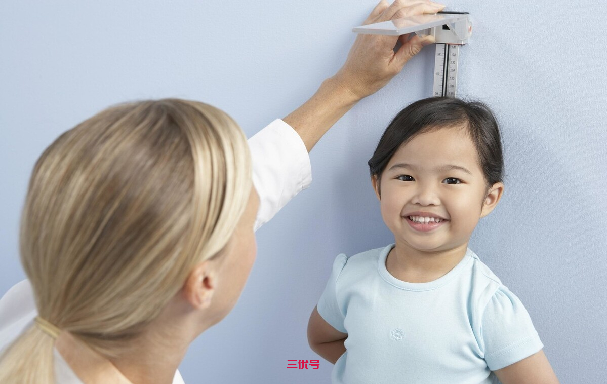 揭秘2021年最新兒童身高標(biāo)準(zhǔn)，如何關(guān)注孩子的健康成長(zhǎng)？，揭秘最新兒童身高標(biāo)準(zhǔn)，關(guān)注孩子健康成長(zhǎng)全攻略（2021版）