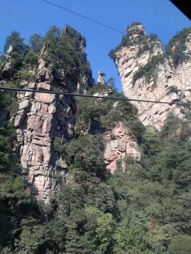 兩個人去張家界旅游，預(yù)算三千夠嗎？，張家界雙人游預(yù)算攻略，三千元夠嗎？