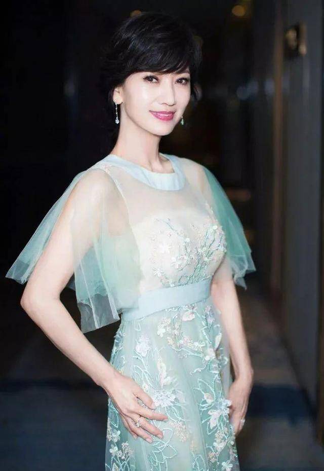 趙雅芝身高，優(yōu)雅永不止于表象，趙雅芝身高，優(yōu)雅氣質(zhì)超越表象的傳奇女性