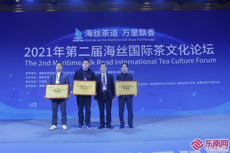 王中王一肖，聚焦中特論壇的熱門話題與深度探討，王中王一肖深度聚焦中特論壇熱門話題探討