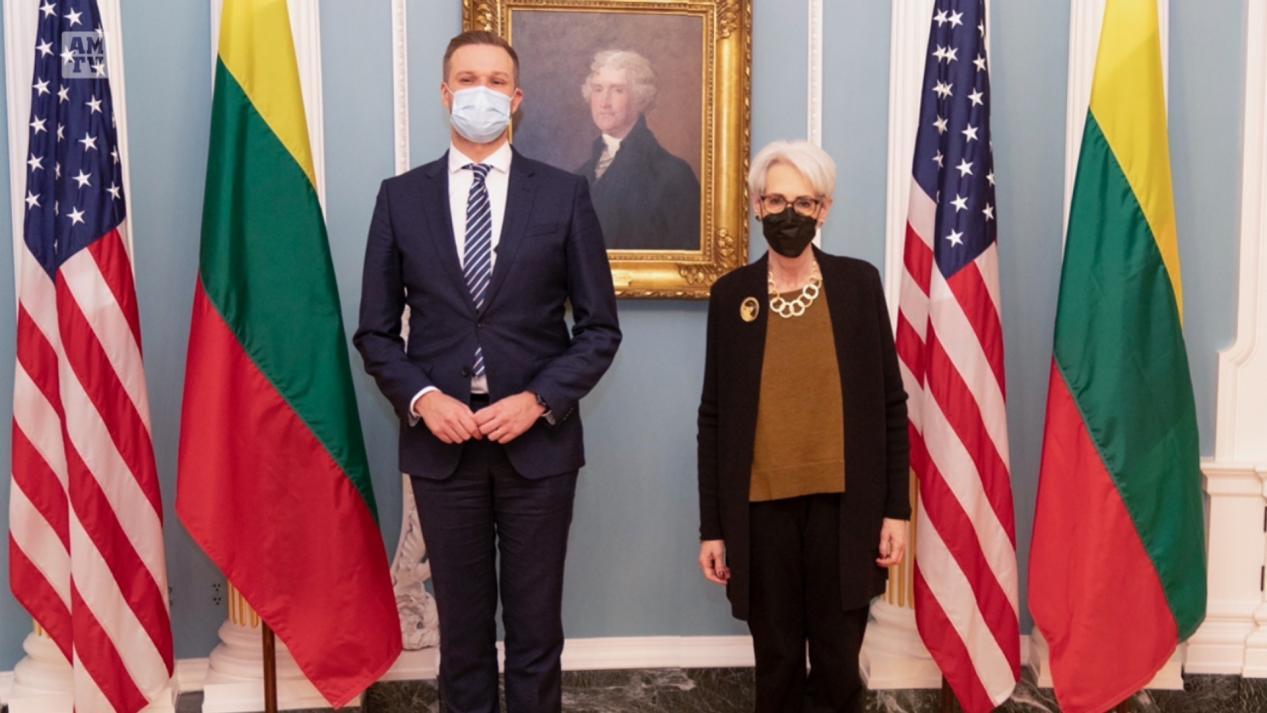 美國(guó)對(duì)中國(guó)最新消息全面解析，美國(guó)對(duì)中國(guó)最新消息全面解讀