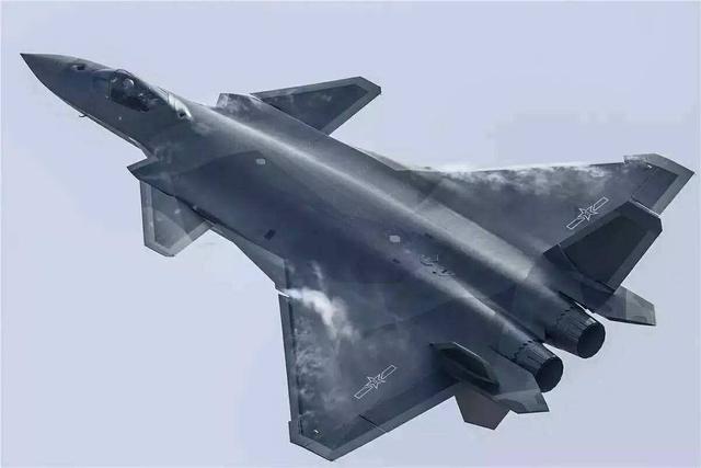 殲-20與F-22空中霸主之爭，性能對比與未來展望，殲-20與F-22空中霸主之爭，性能對比及未來展望