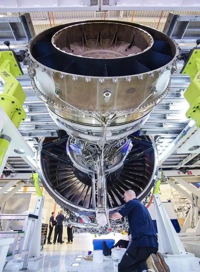 殲-35可能即將首飛，探索新一代戰(zhàn)斗機的技術前沿，殲-35即將首飛，探索新一代戰(zhàn)斗機技術前沿的里程碑